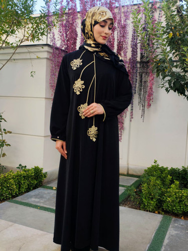 عبا بلند مشکی مزونی گلدوزی شده سایز ۳۶ تا ۶۰