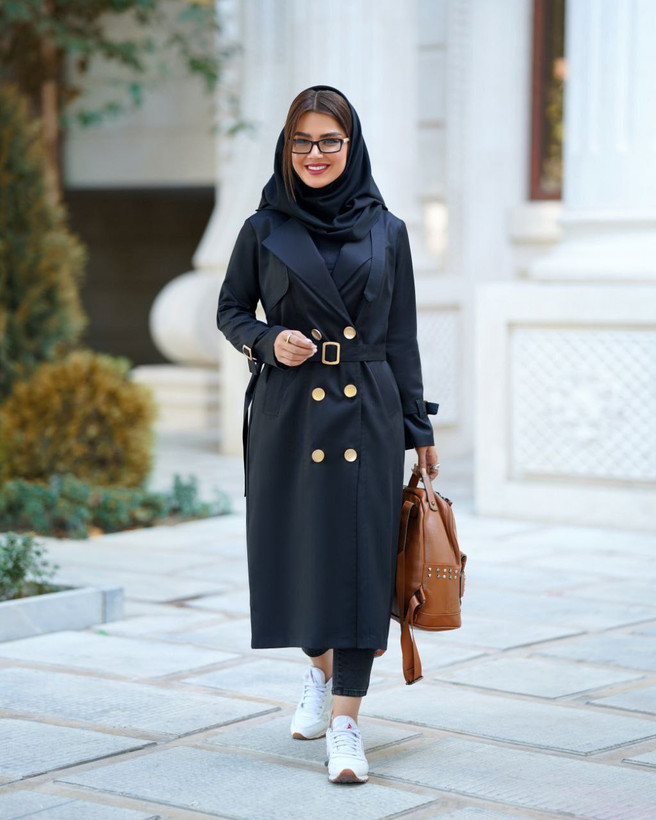 مانتو بلند دانشجویی زنانه ۱۴۵۶